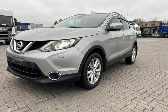Nissan Qashqai 2 generation Crossover
