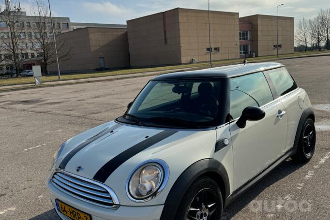 Mini Cooper R56 Hatchback