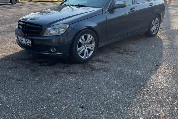 Mercedes-Benz C-Class W204/S204/C204 [restyling] Sedan 4-doors