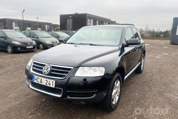 Volkswagen Touareg 1 generation Crossover