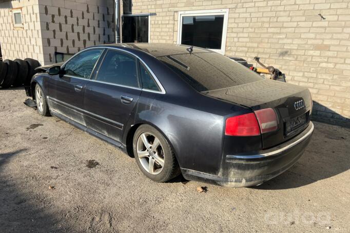 Audi A8 D3/4E Sedan