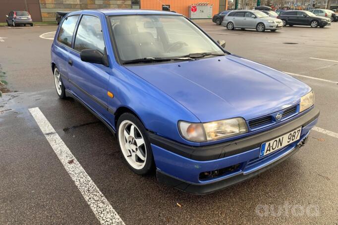Nissan Sunny B14 Sedan