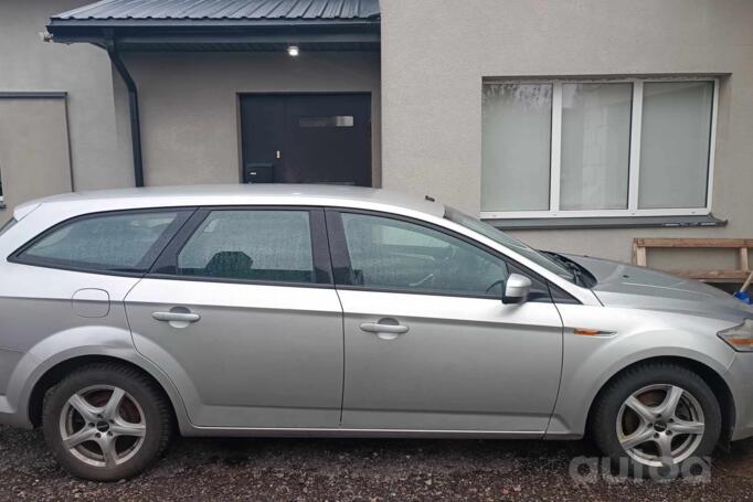 Ford Mondeo 4 generation wagon