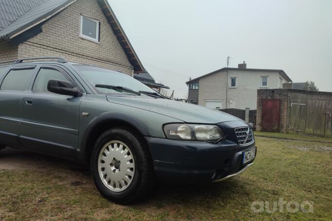 Volvo XC70 2 generation wagon