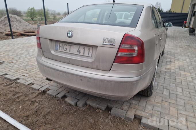 Skoda Octavia 2 generation Liftback 5-doors