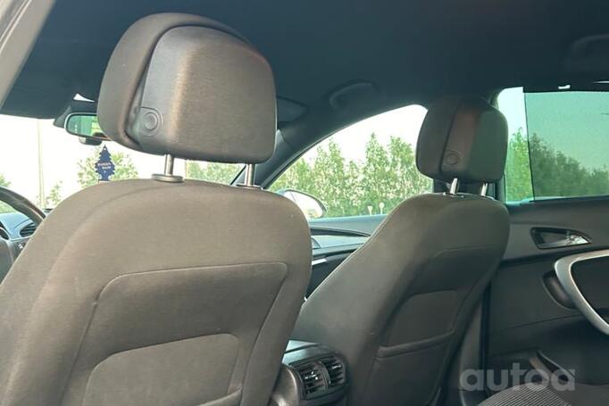 Opel Insignia A Liftback 5-doors