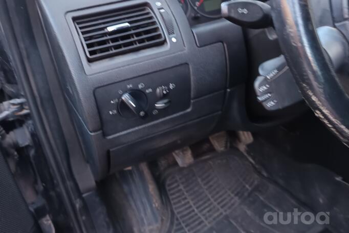 Ford Mondeo 3 generation [restyling] Liftback 5-doors
