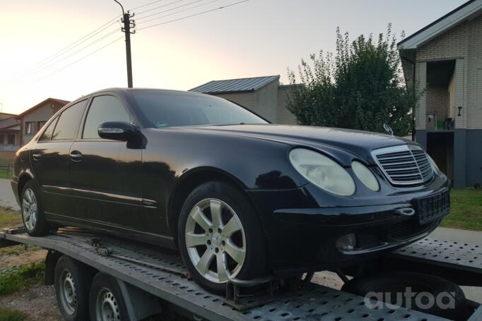 Mercedes-Benz E-Class W211 Sedan