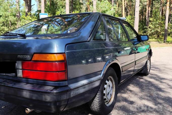 Mazda 626 GC Sedan