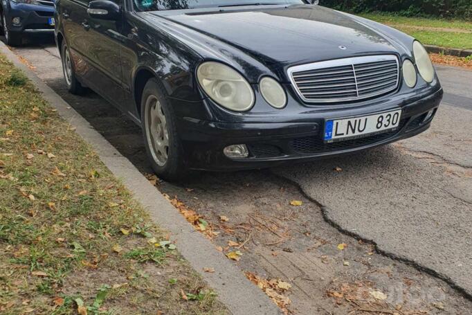 Mercedes-Benz E-Class W211/S211 wagon 5-doors