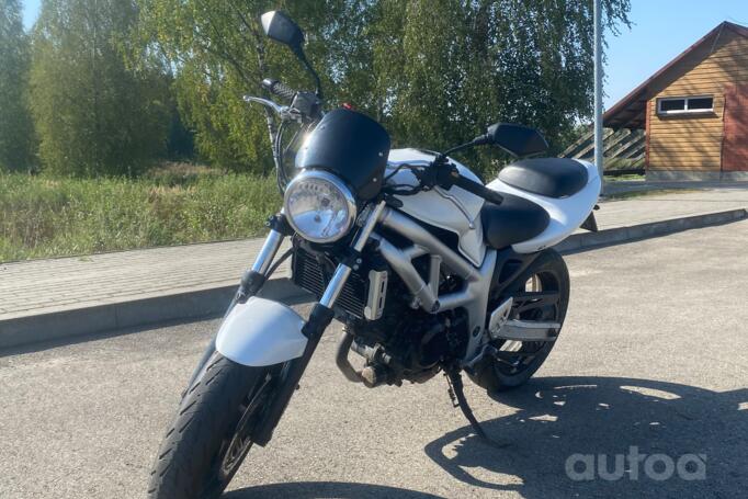 Suzuki SV