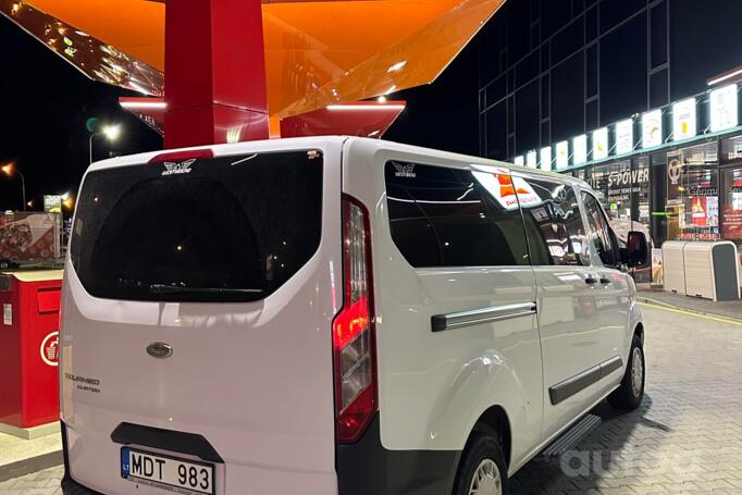 Ford Tourneo Custom 1 generation Minivan