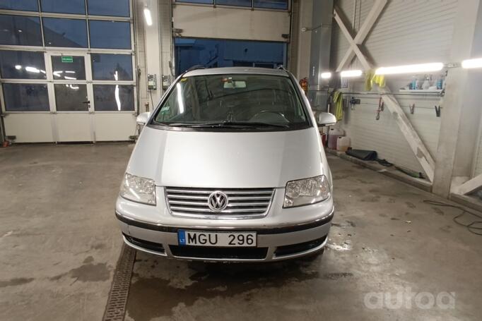 Volkswagen Sharan 1 generation [2th restyling] Minivan