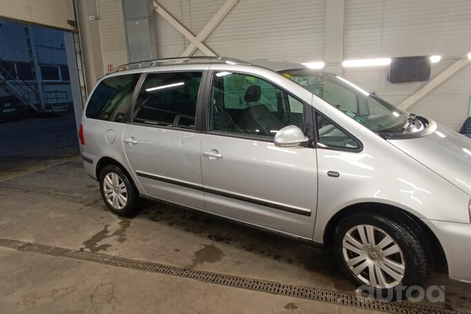 Volkswagen Sharan 1 generation [2th restyling] Minivan