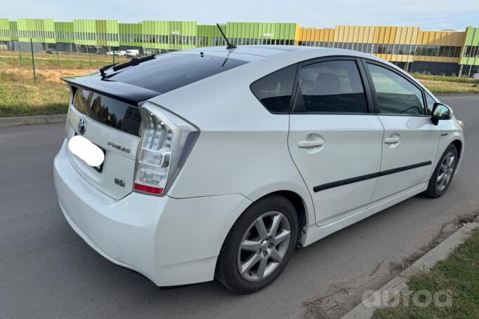 Toyota Prius 3 generation Hatchback 5-doors