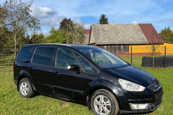 Ford Galaxy 2 generation Minivan