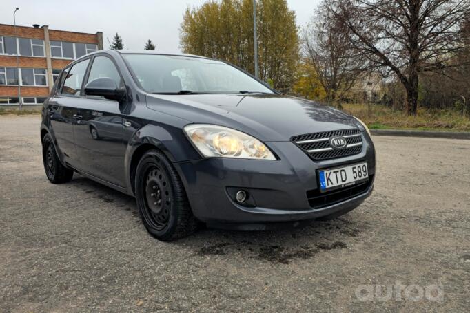 Kia Cee'd 1 generation Hatchback 5-doors