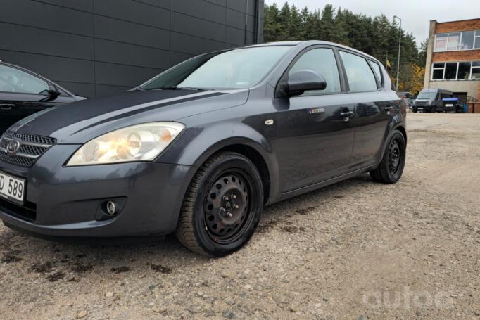 Kia Cee'd 1 generation Hatchback 5-doors