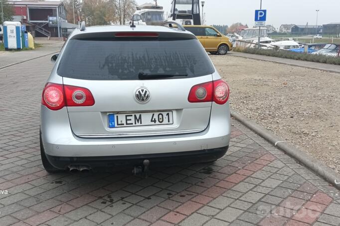 Volkswagen Passat B6 wagon 5-doors