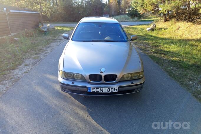 BMW 5 Series E39 Touring wagon