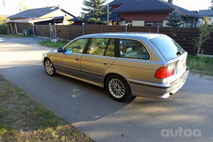 BMW 5 Series E39 Touring wagon