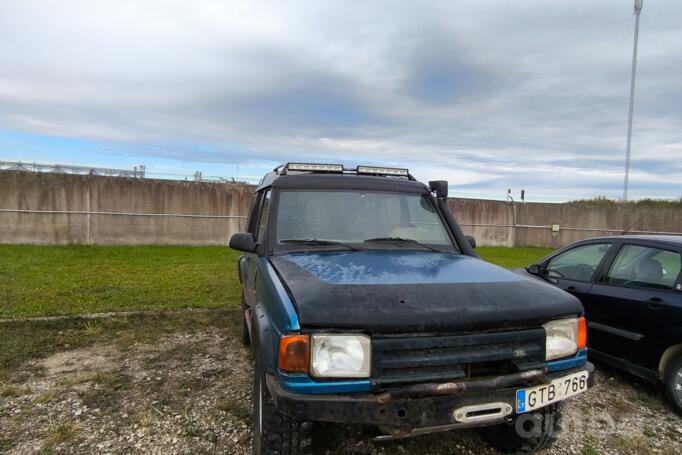 Land Rover Discovery 1 generation SUV 5-doors