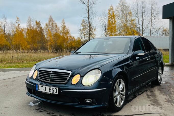 Mercedes-Benz E-Class W211 Sedan