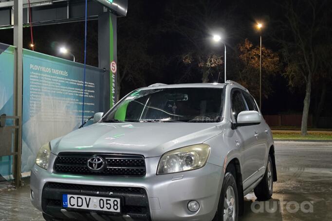 Toyota RAV4 2 generation [restyling] Crossover 5-doors