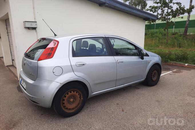 Fiat Punto 3 generation Grande Punto hatchback 5-doors