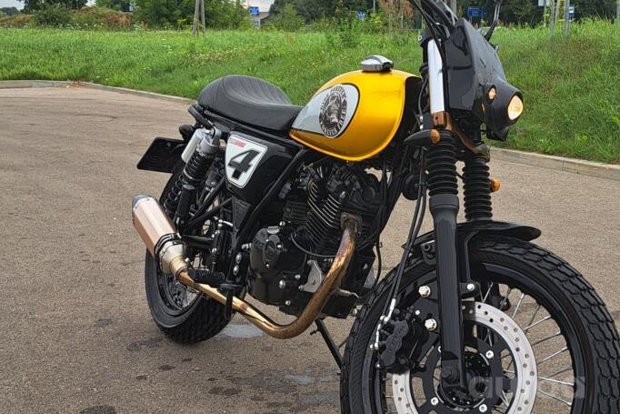 Mash CAFE RACER