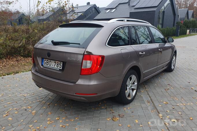 Skoda Superb 2 generation Combi wagon