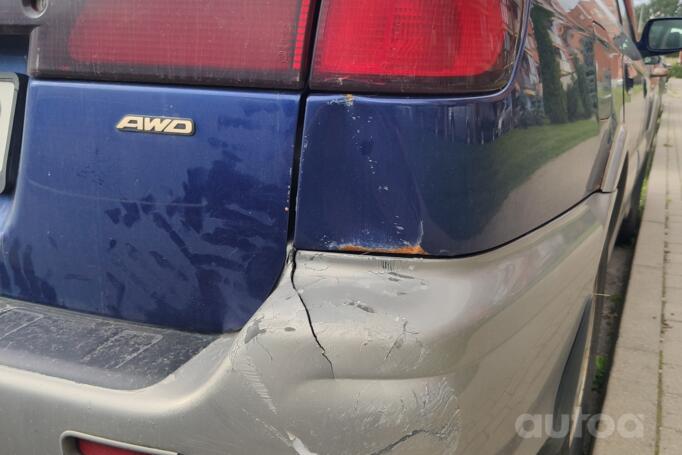 Subaru Outback 2 generation wagon 5-doors