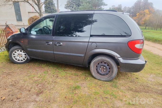 Chrysler Voyager 4 generation [restyling] Minivan