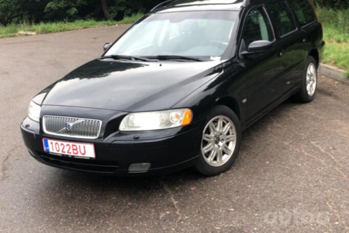 Volvo V70 2 generation [restyling] wagon 5-doors