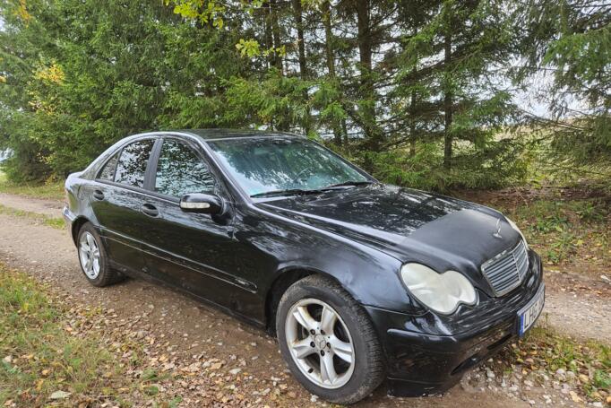 Mercedes-Benz C-Class W203/S203/CL203 Sedan