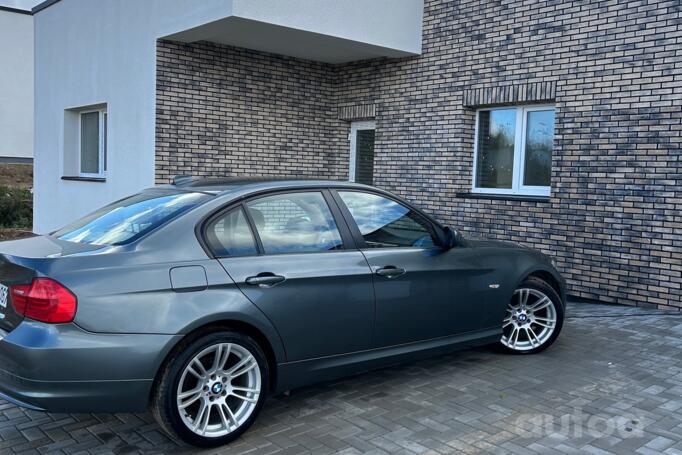 BMW 3 Series E90/E91/E92/E93 Sedan