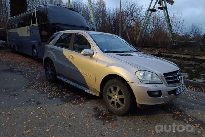 Mercedes-Benz M-Class W164 Crossover 5-doors