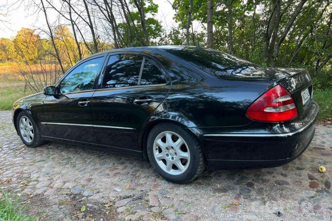 Mercedes-Benz E-Class W211/S211 Sedan 4-doors