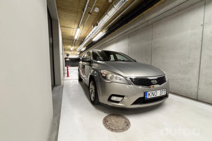 Kia Cee'd 1 generation [restyling] Hatchback 5-doors