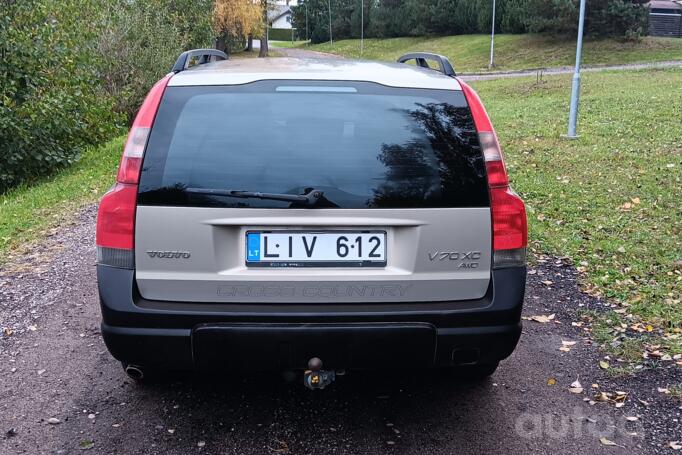 Volvo XC70 2 generation wagon