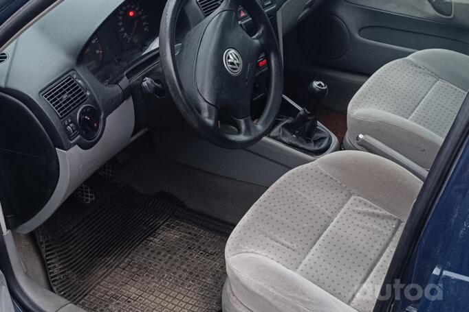 Volkswagen Golf 4 generation Hatchback 5-doors