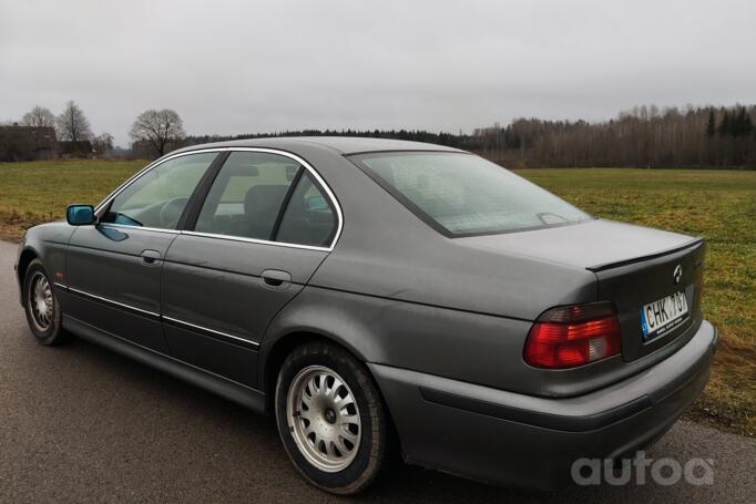 BMW 5 Series E39 Sedan 4-doors