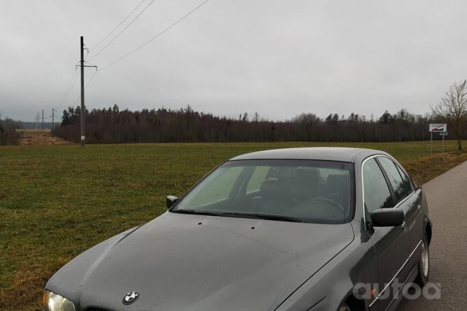 BMW 5 Series E39 Sedan 4-doors