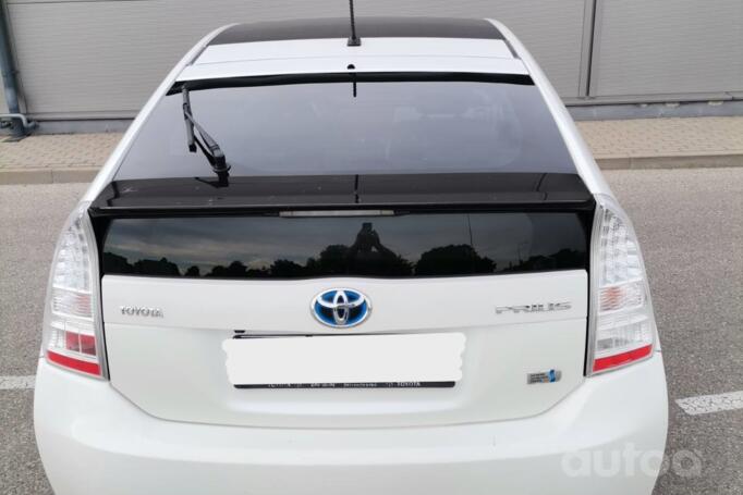 Toyota Prius 3 generation Hatchback 5-doors