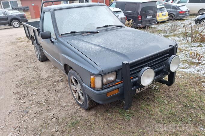 Toyota Hilux 5 generation Pickup 2-doors