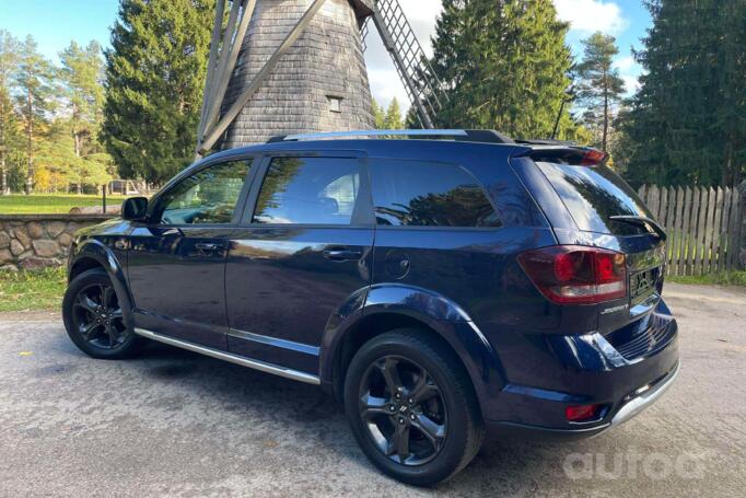 Dodge Journey 1 generation [restyling] Crossover