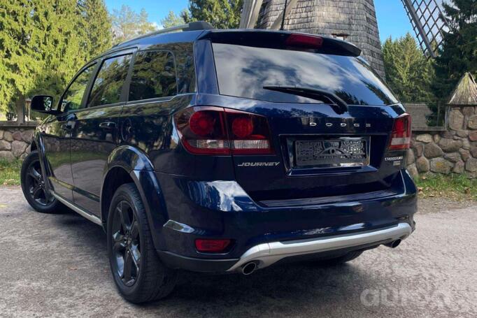 Dodge Journey 1 generation [restyling] Crossover