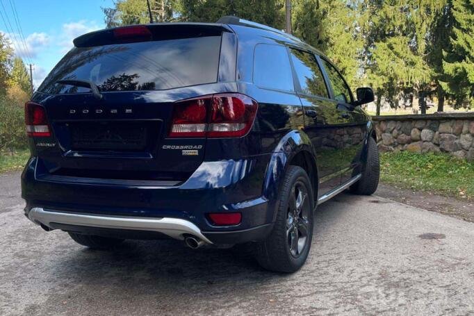 Dodge Journey 1 generation [restyling] Crossover