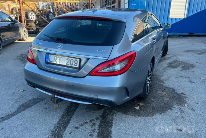 Mercedes-Benz CLS-Class C218/X218 Shooting Brake wagon 5-doors