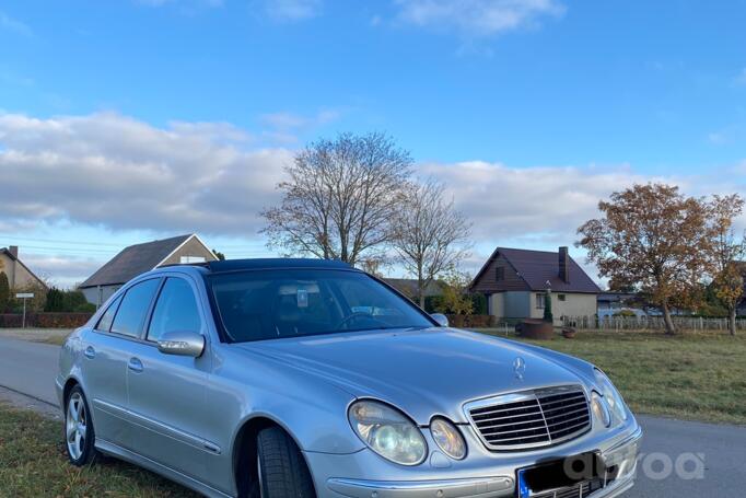 Mercedes-Benz E-Class W211 Sedan